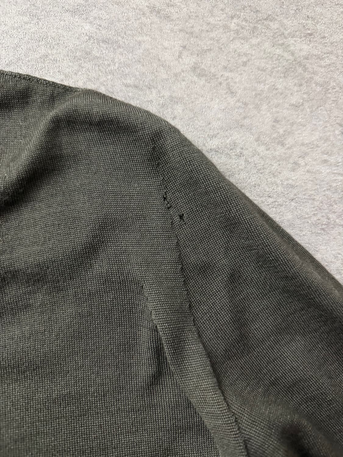 마르지엘라 브이넥 스티치 니트 상품이미지5