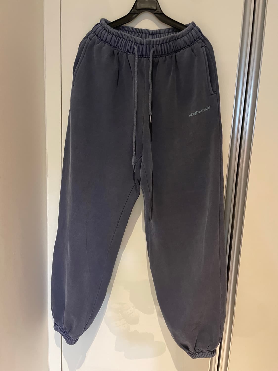 나이스고스트클럽 스웻팬츠 상품이미지1