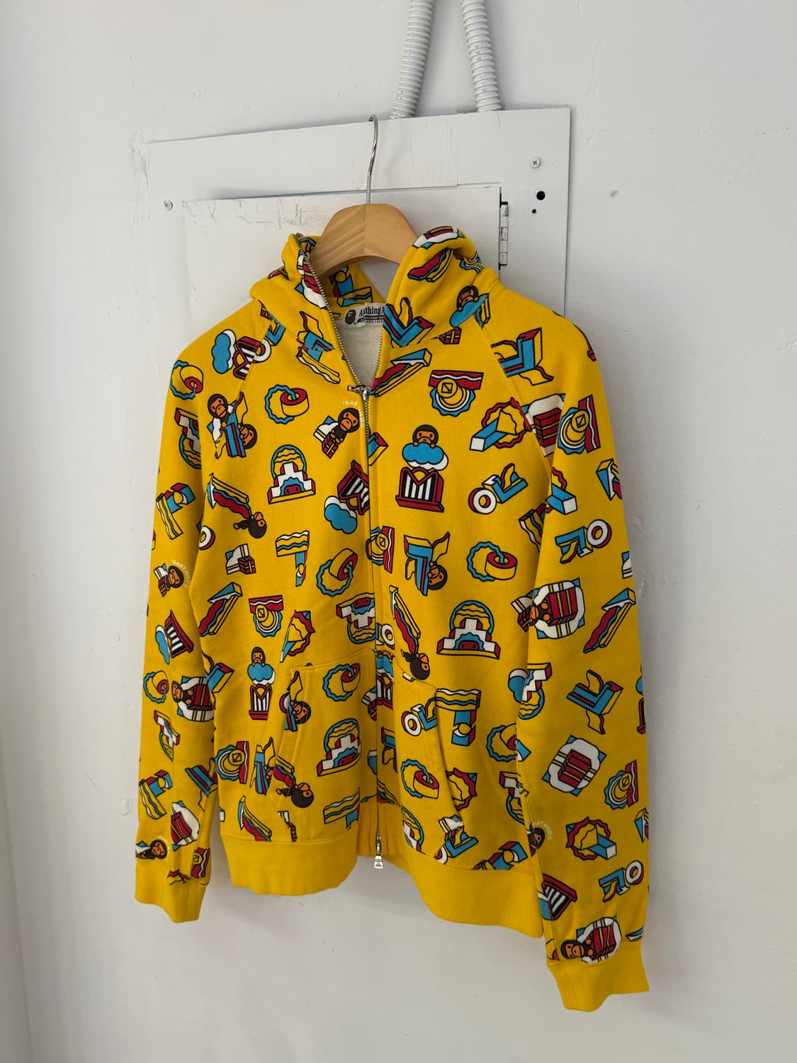 베이프 마일로 후드집업 상품이미지1