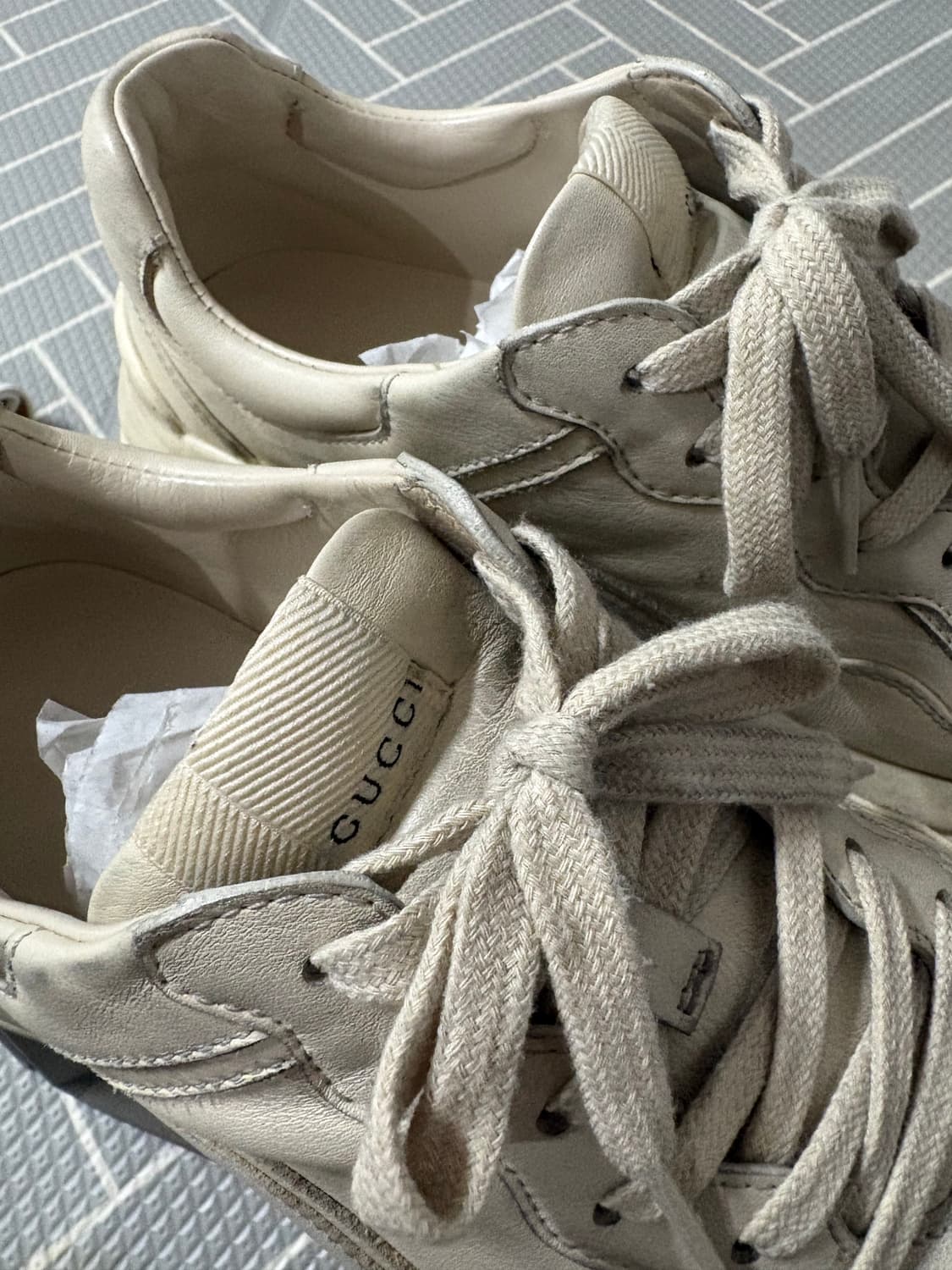 구찌 라이톤 더티 스니커즈 37.5 상품이미지4