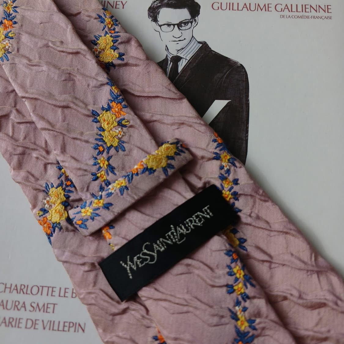 입생로랑 실크 핑크 플로럴 자카드 넥타이 10.1cm A등급 A19802 상품이미지8