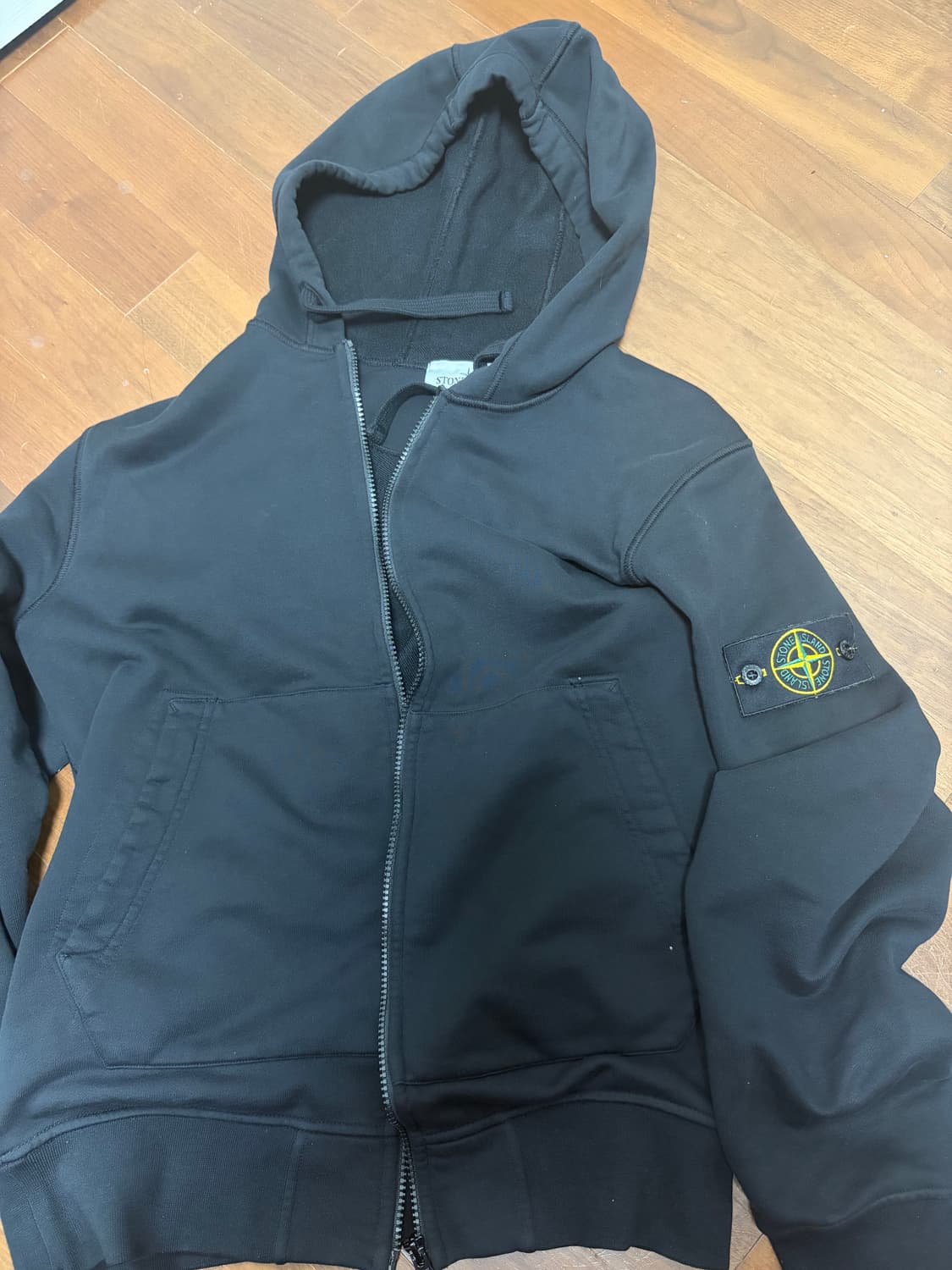 스톤아일랜드 후드집업 블랙 M 상품이미지1