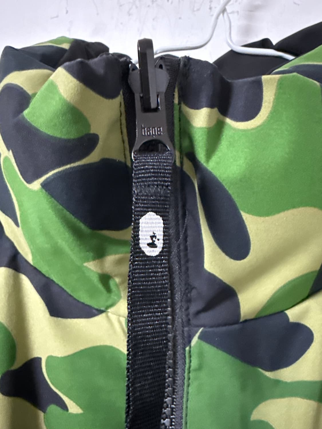 베이프 리버시블 카모패딩 상품이미지6