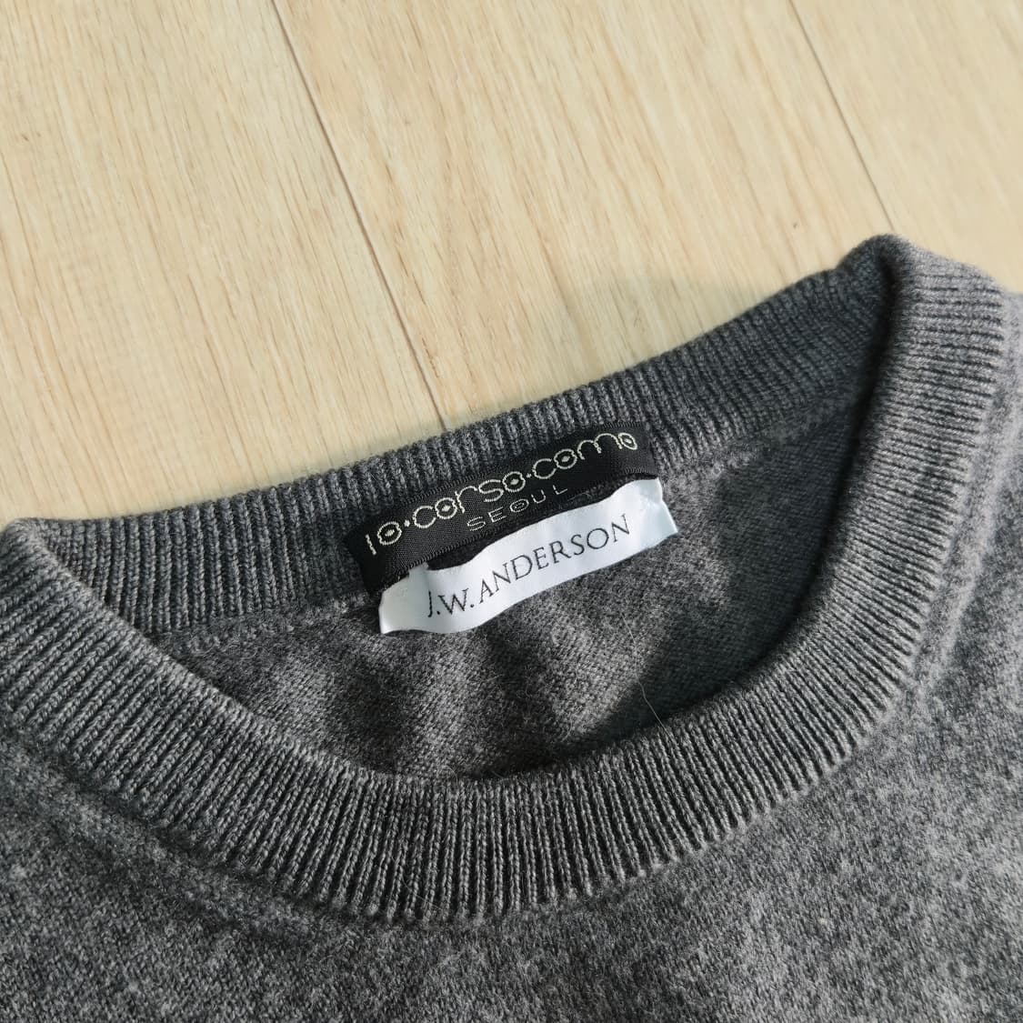 S) JW앤더슨 챠콜 레몬 니트 상품이미지3