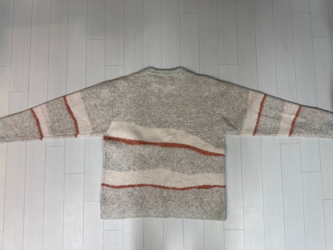 라이풀 니트 상품이미지1