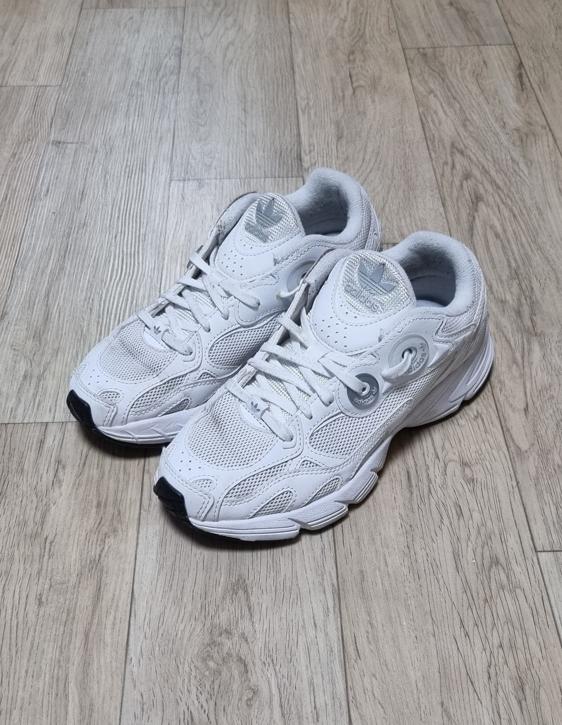 아디다스 오리지널스 아스티어 스니커즈 상품이미지5