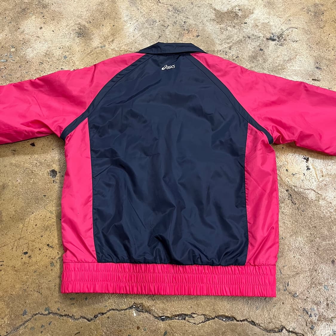 아식스 핑크 네이비 바람막이 95 상품이미지4