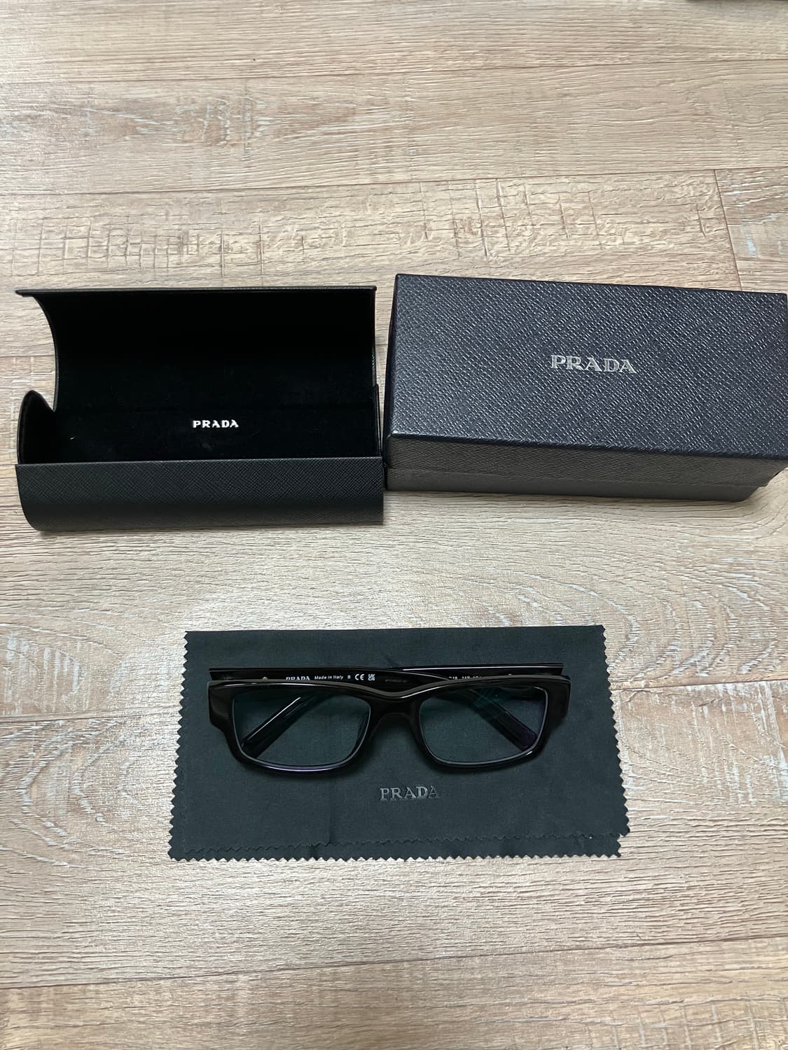 프라다 안경 상품이미지1