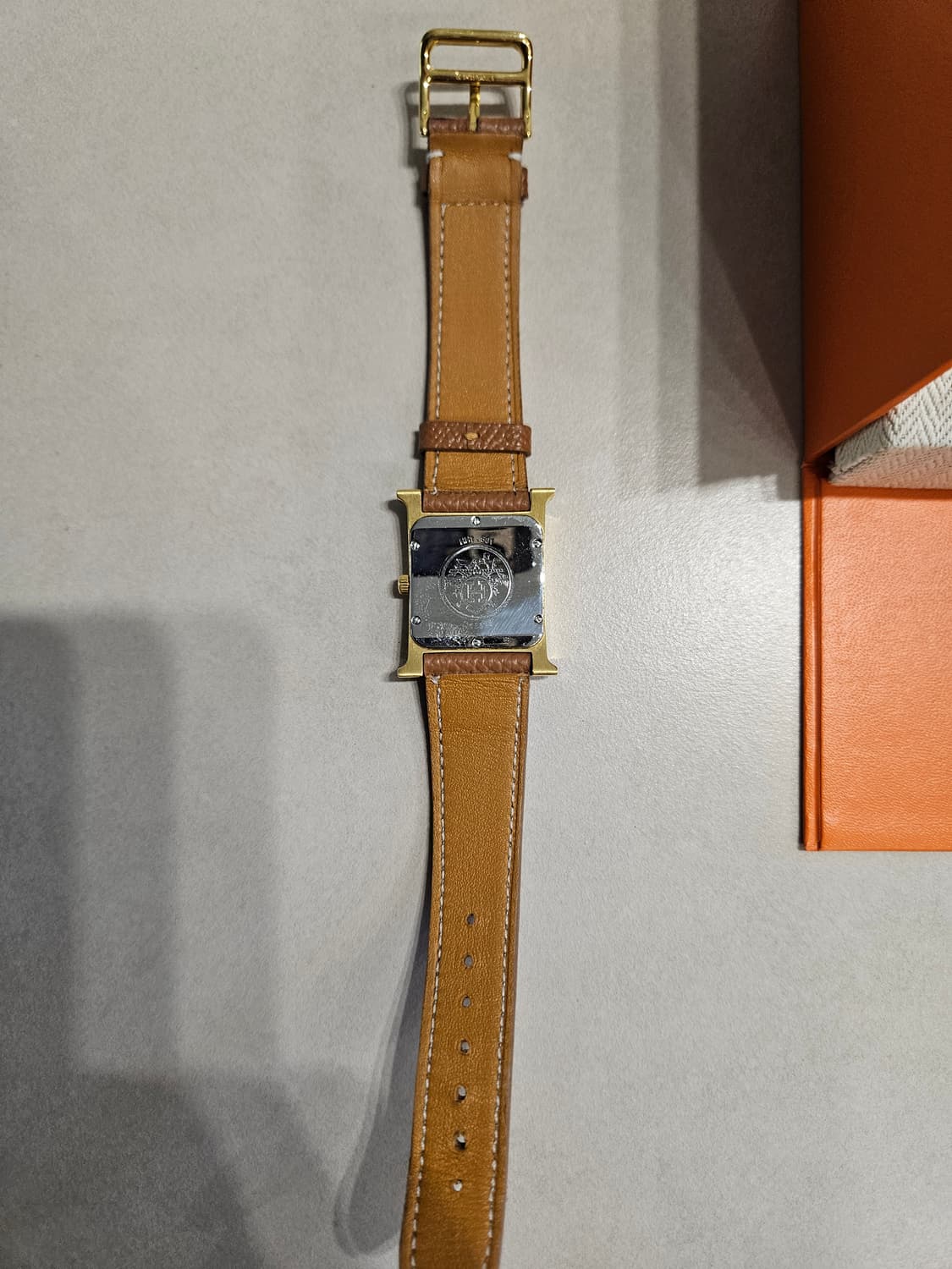 에르메스 H아워 금장 브라운 가죽 시계 풀박스 상품이미지4