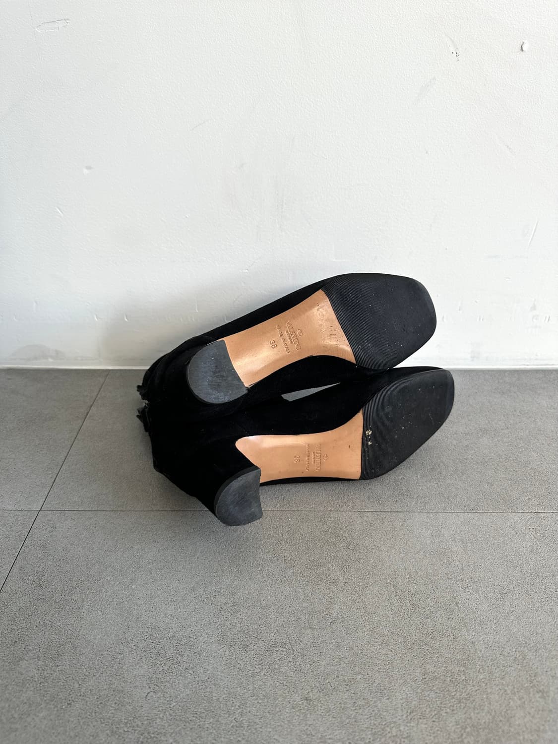 발렌티노 가라바니 스퀘어토 체인 스웨이드 부츠 상품이미지7