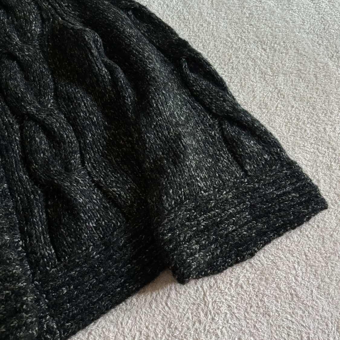 일본빈티지 무채색 작사 차콜 크롭 니트 가디건 상품이미지4