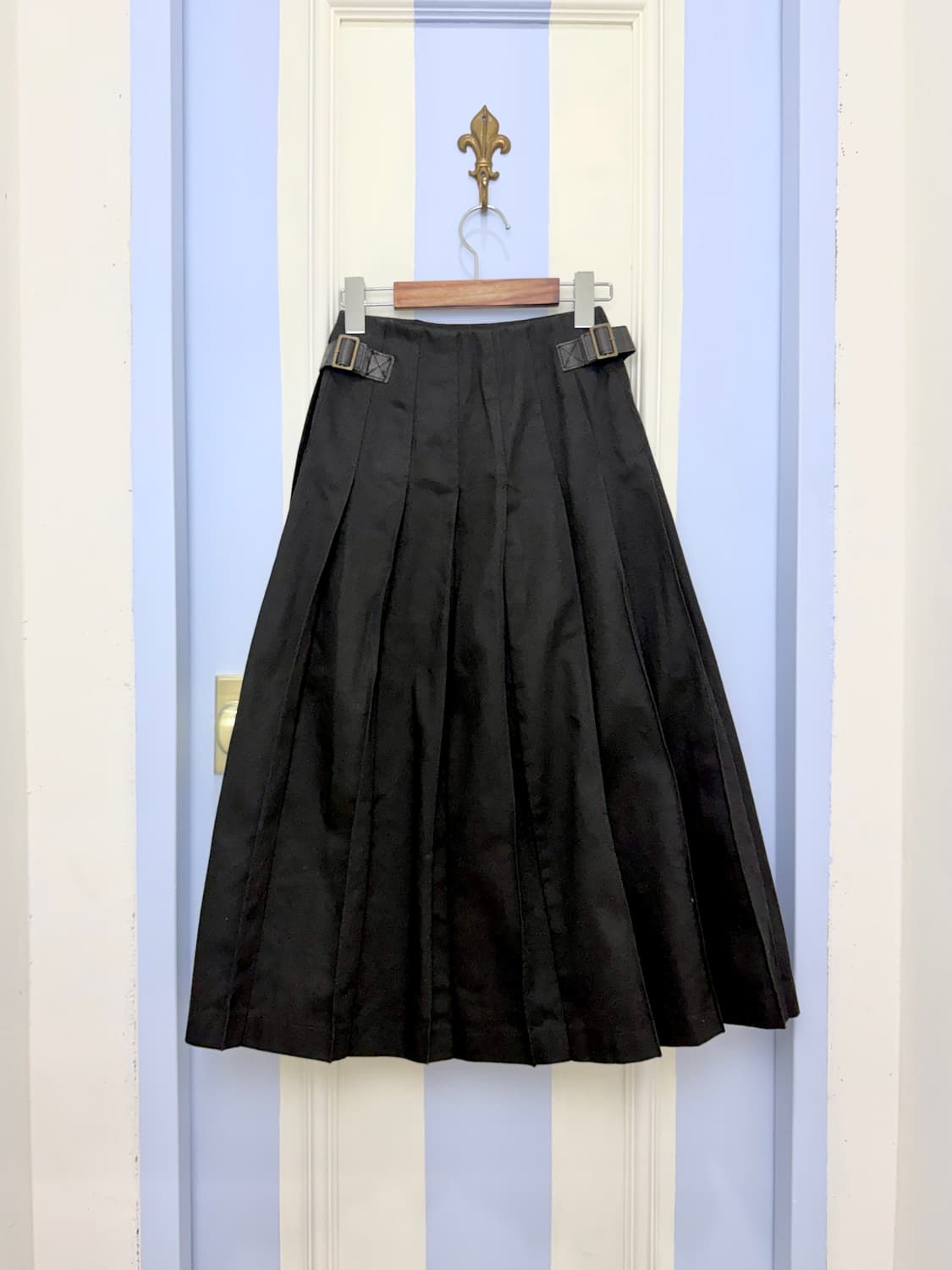 꼼데가르송 버클 플리츠 롱스커트 상품이미지1