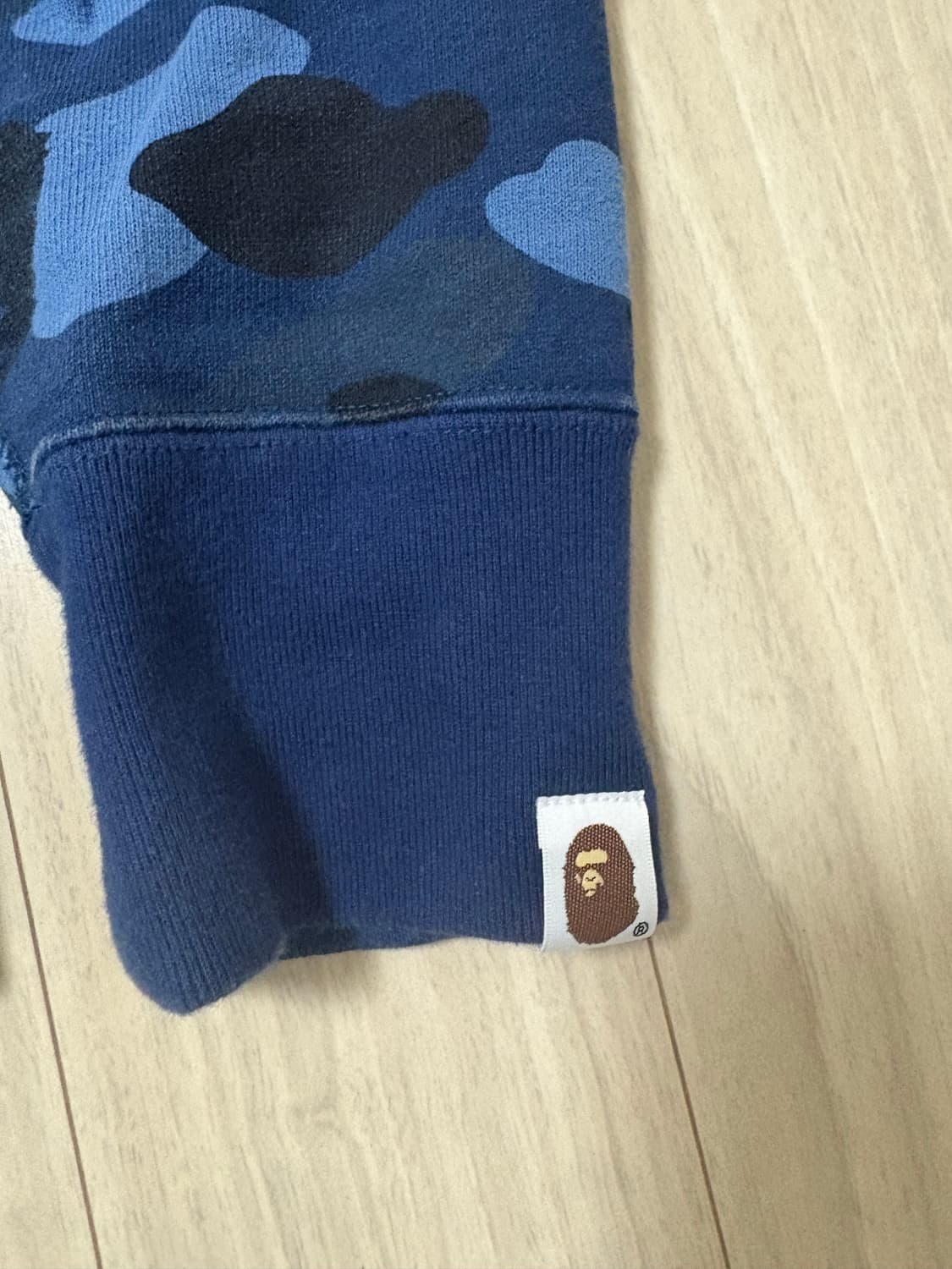 베이프 반반 샤크후드집업 상품이미지4