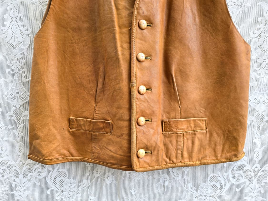 빈티지 핸드메이드 가죽 베스트 상품이미지3