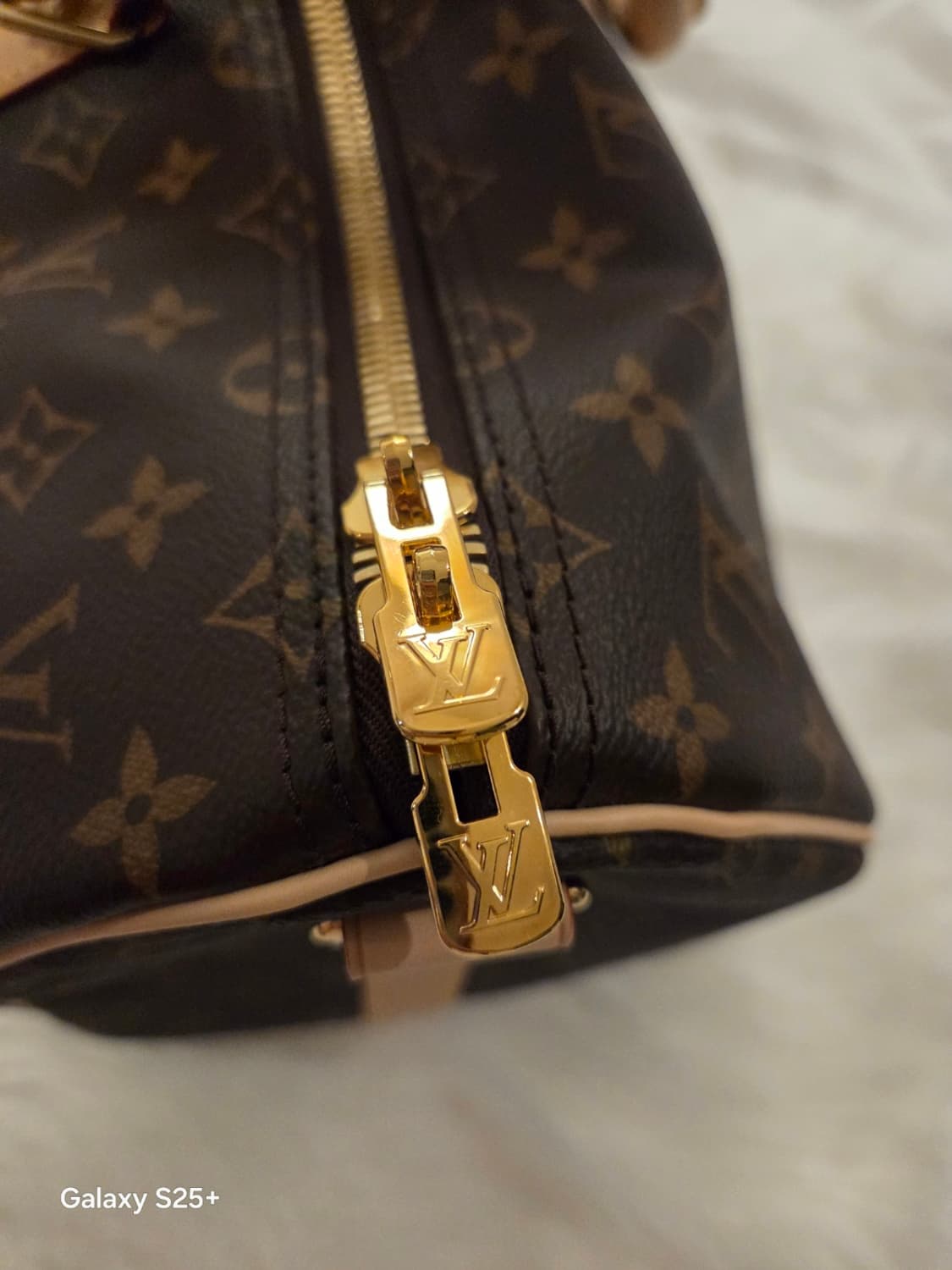 루이비통 모노그램 키폴 반둘리에 45 슌이텐  한정판 상품이미지10