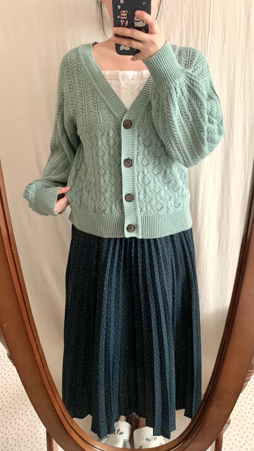 뮤트 그린 모리 펀칭 가디건 상품이미지3