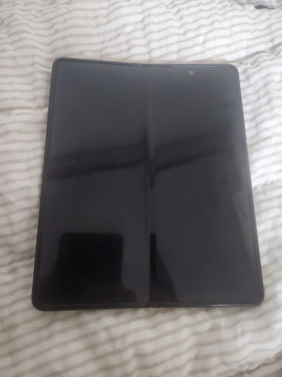 갤럭시 폴드3. 블랙 팝니다 상품이미지1