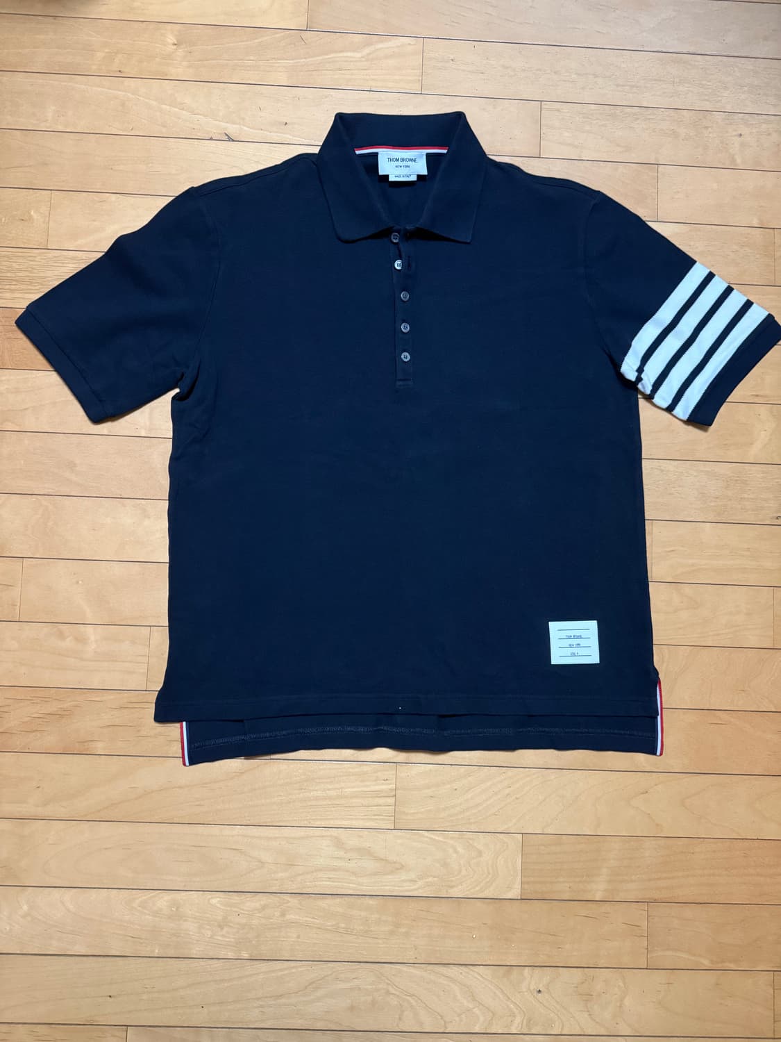 톰브라운 클래식 피케 사선 숏슬리브 폴로 네이비(4사이즈) 상품이미지1