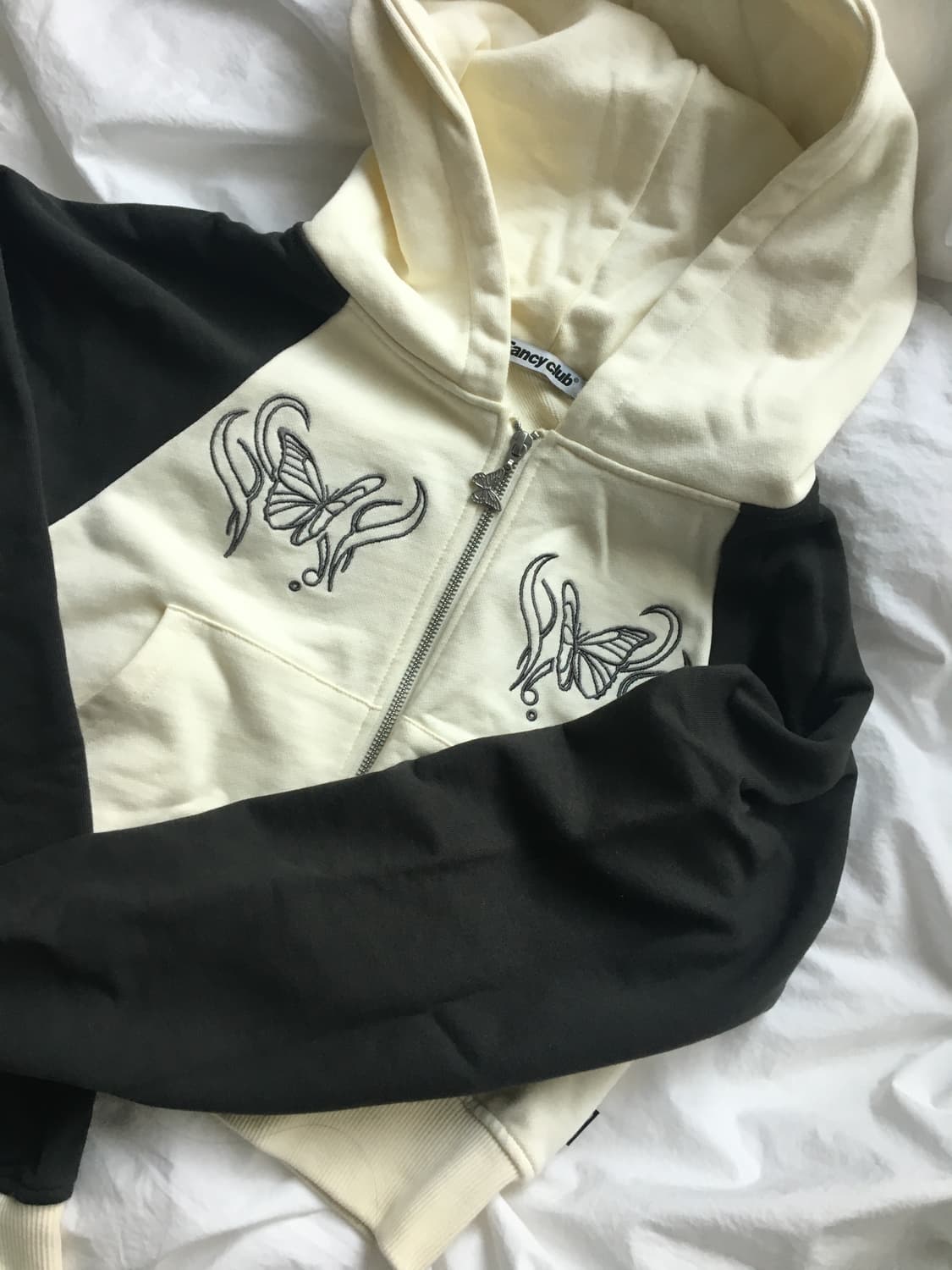 네스티 팬시 클럽 크롭 후드집업 상품이미지1