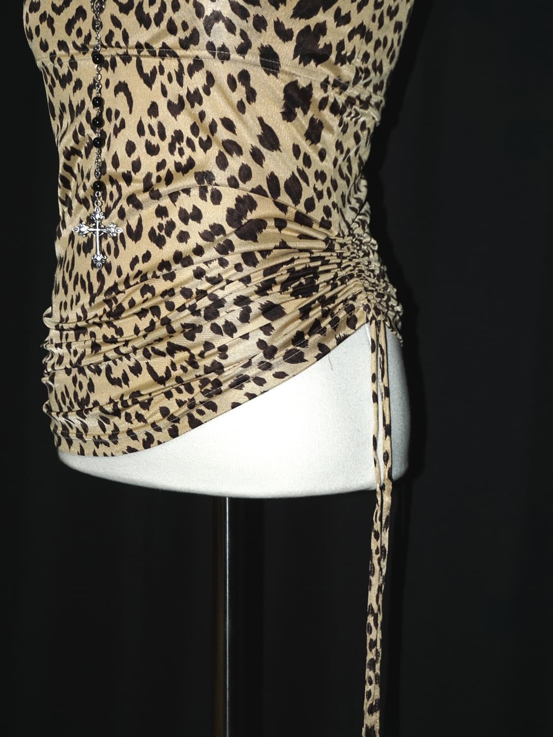 (laisse passe) side shirring gyaru top  상품이미지5
