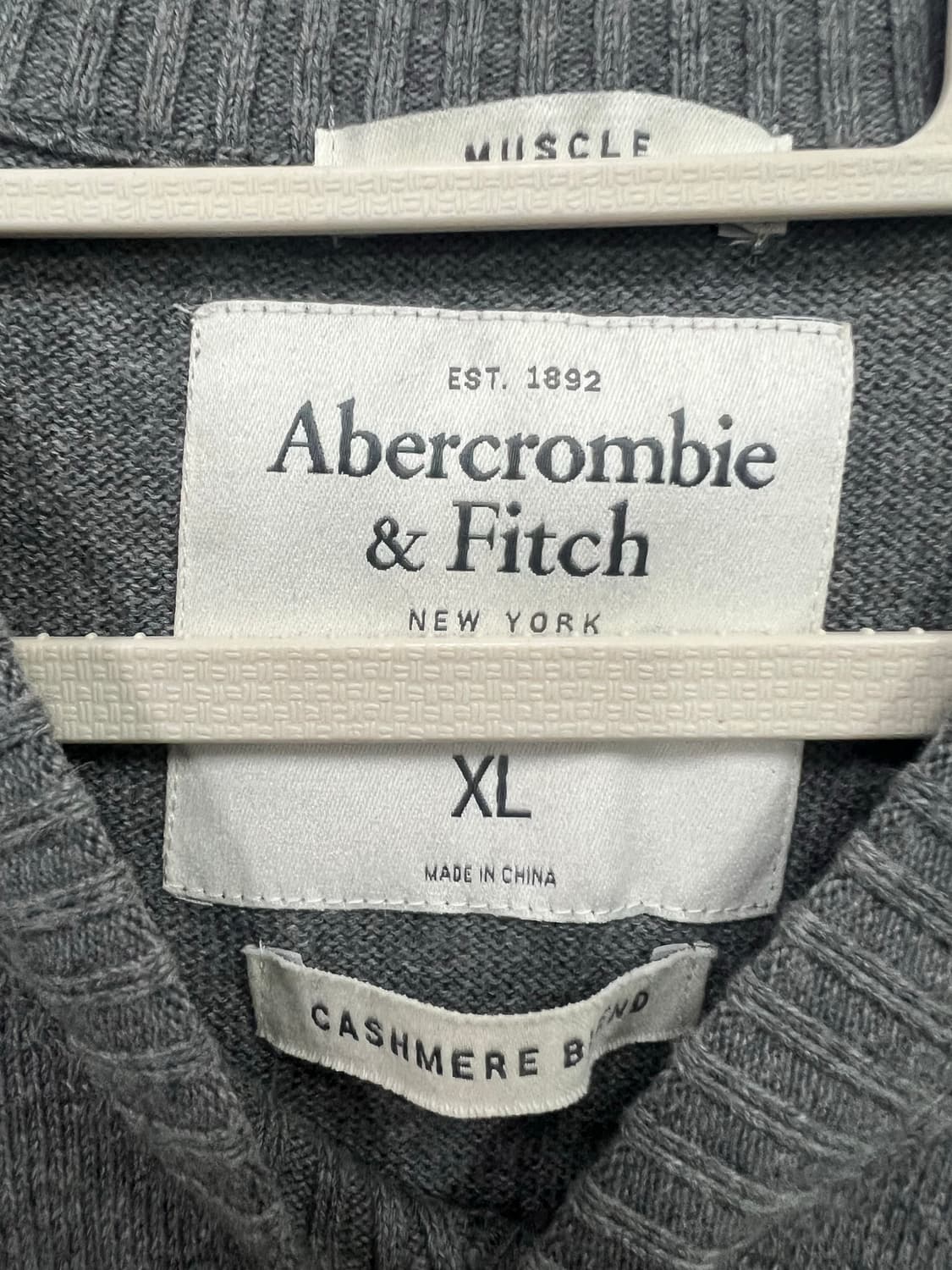 Abercrombie&Fitch 그레이 니트  상품이미지2
