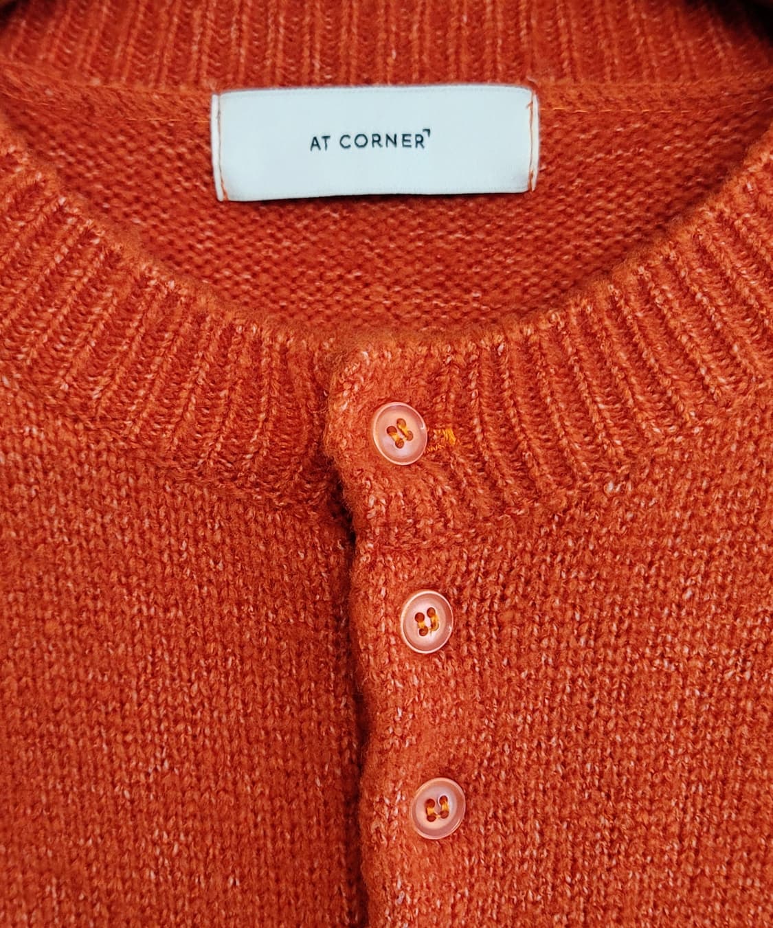 AT CORNER 루즈핏 헨리넥 니트 판매합니다 상품이미지5