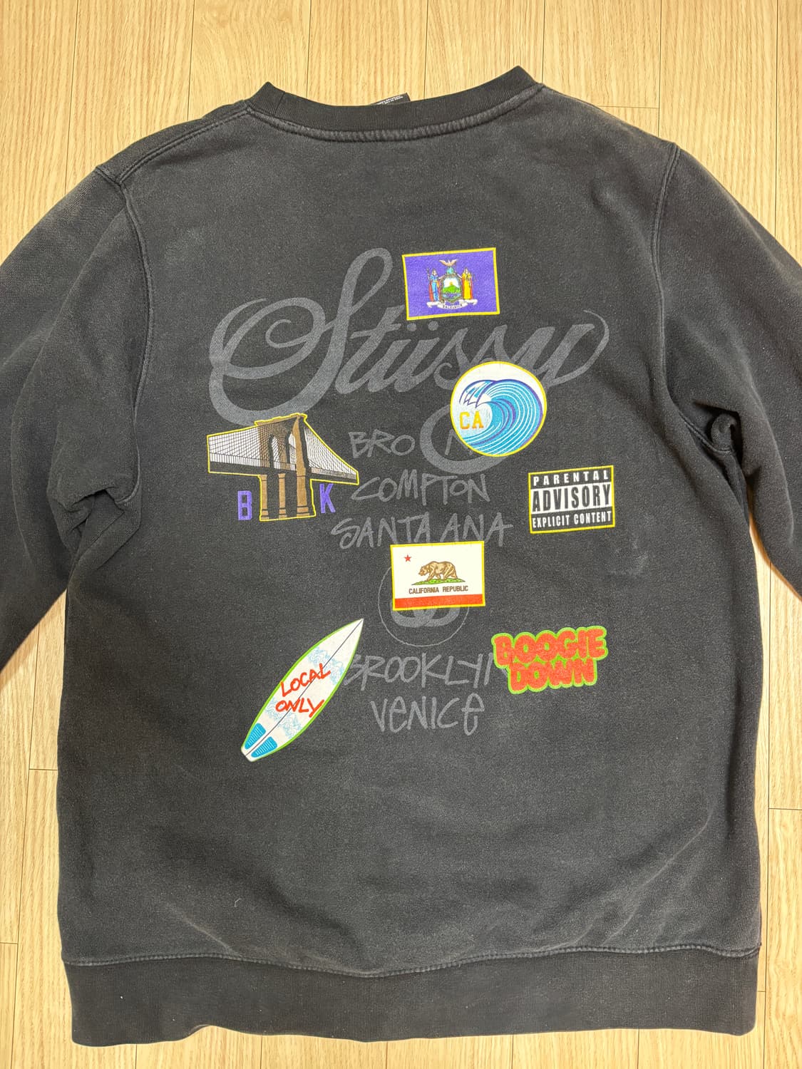 스투시 월드투어 국기 스웻셔츠 (L) 상품이미지2