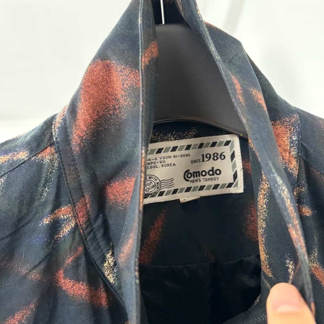 Comodo 90s 패턴 봄버 자켓 상품이미지7