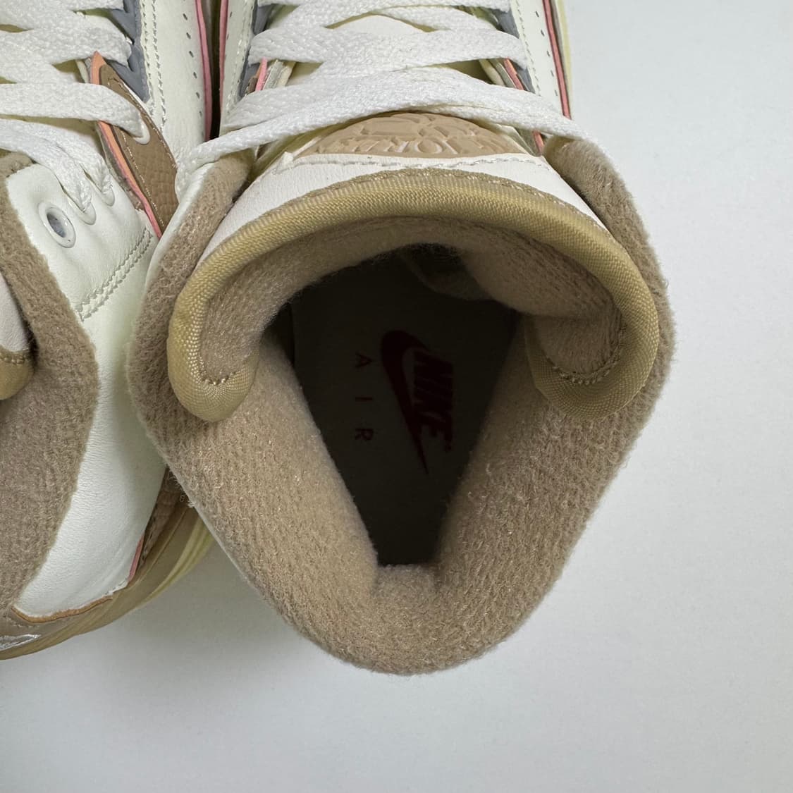 (W) 조던 2 레트로 선셋 헤이즈 상품이미지5