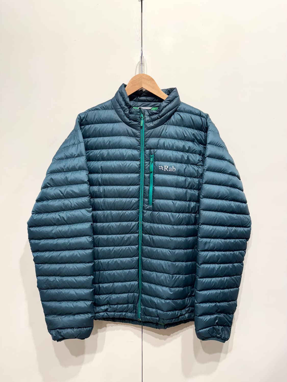 Rab 랩 마이크로라이트 다운 자켓 상품이미지1