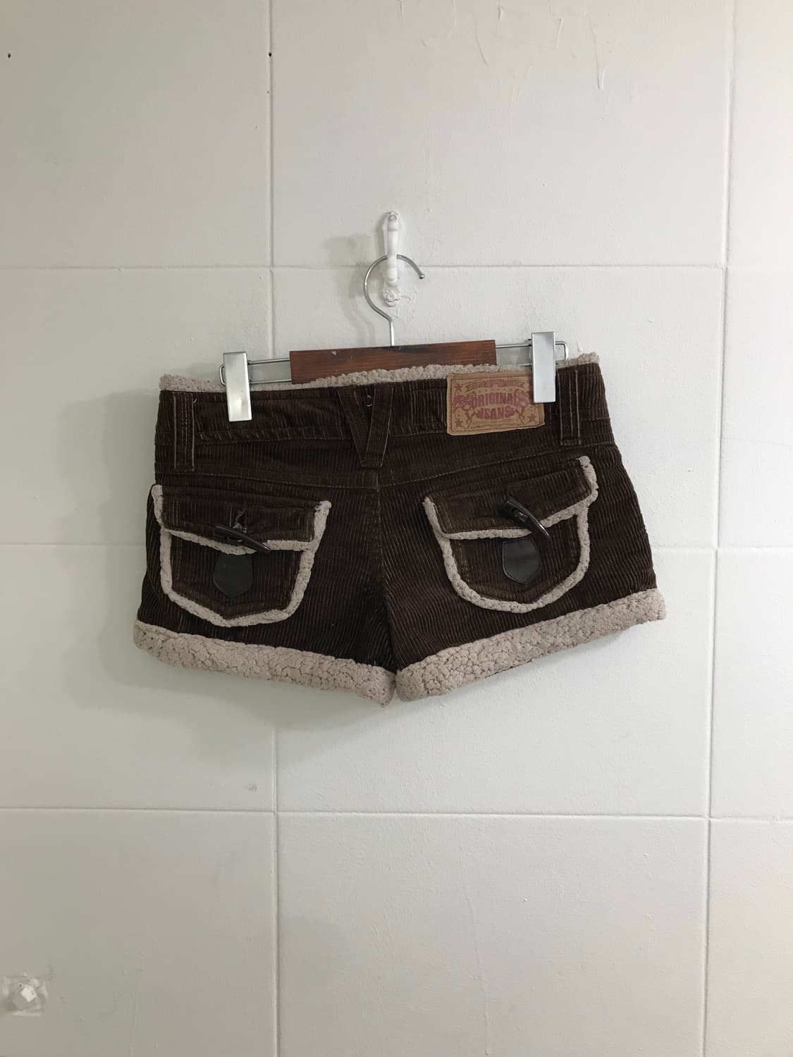 브라운 모카무스 노르딕 모리걸 뽀글이 반바지 코디세트 상품이미지9