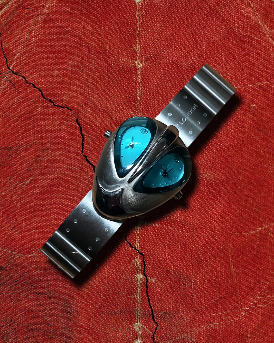 Boy london 90s 보이런던 블루아이 에일리언 쿼츠 시계 상품이미지1