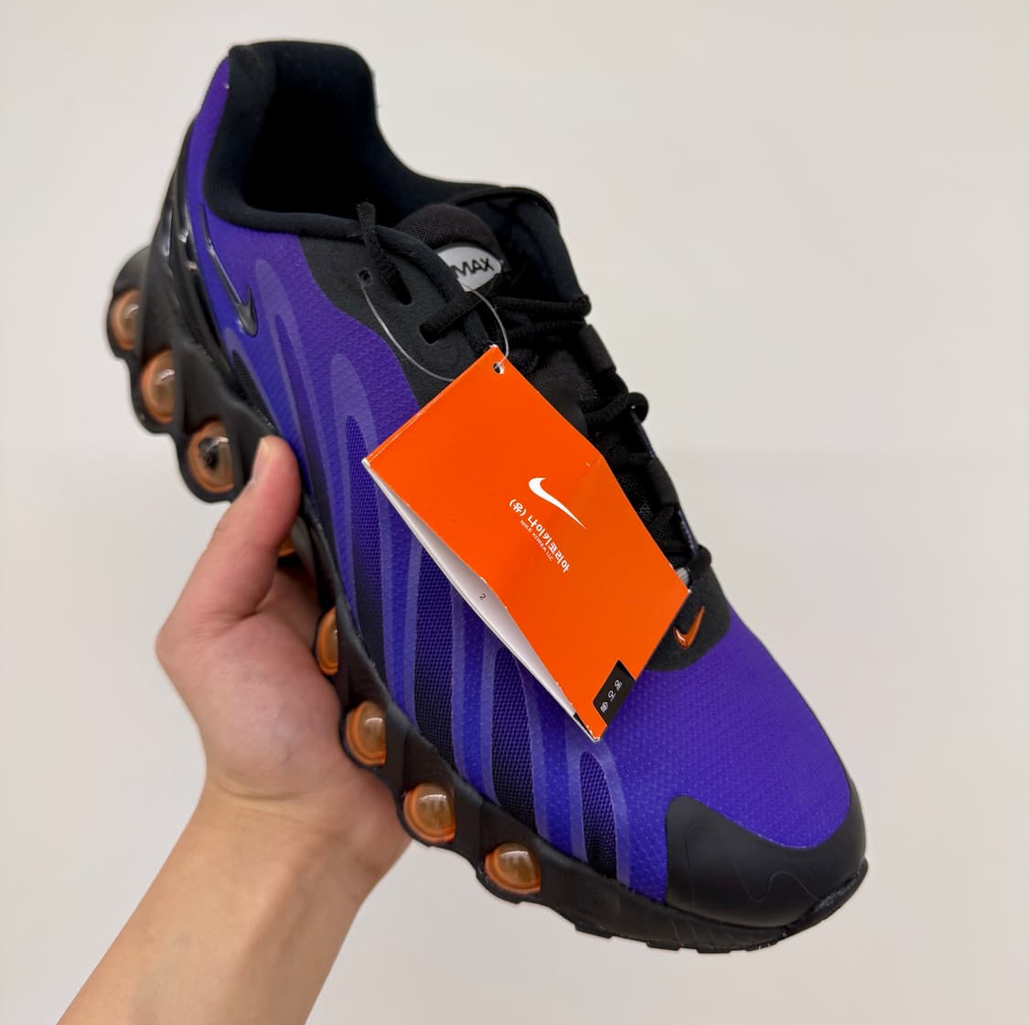 (285)(새상품)나이키 에어맥스 Dn8 블랙 인디고 버스트 퍼플 상품이미지3