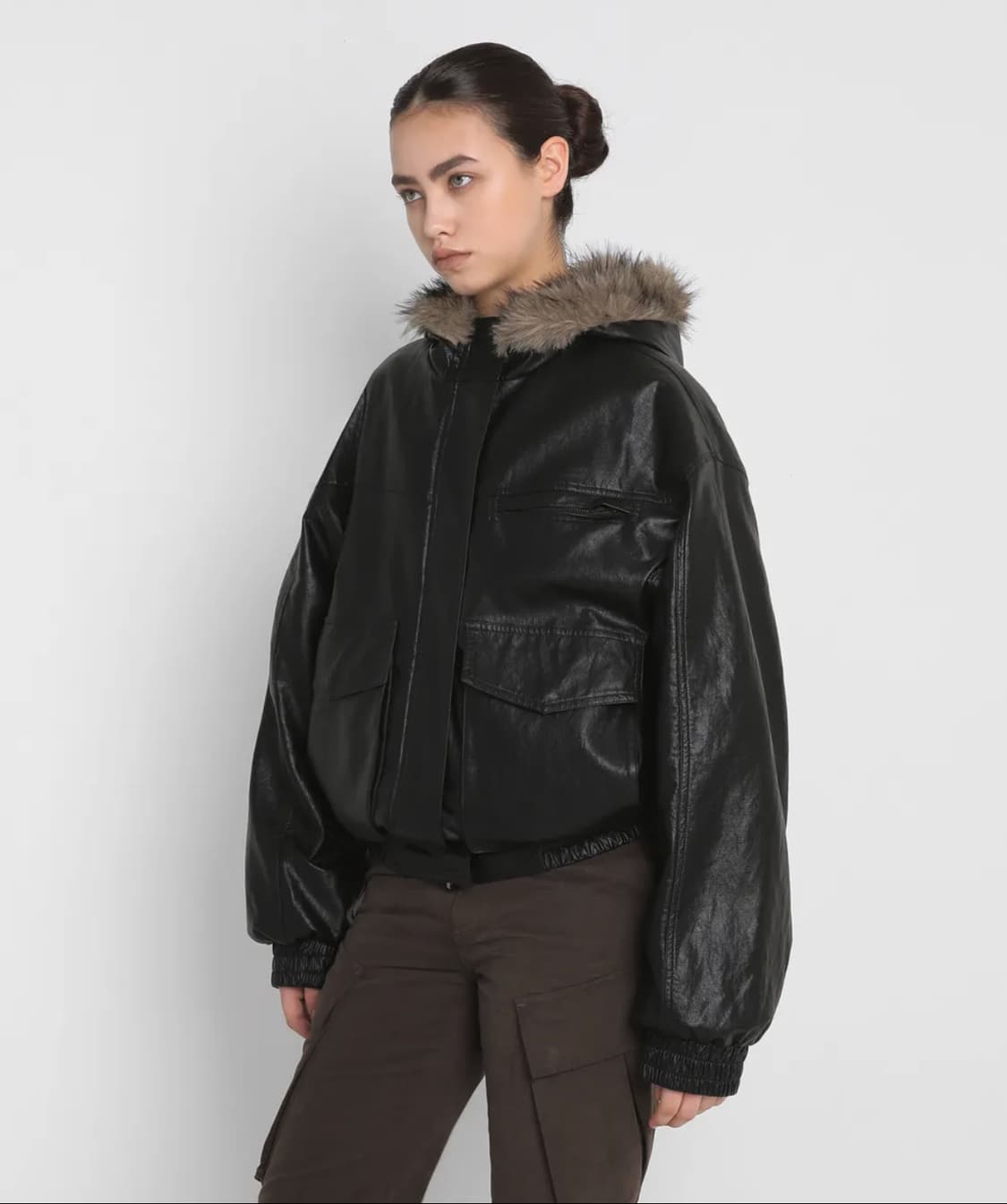 샌드릭 리버시블 퍼 레더 점퍼 베이지/블랙 상품이미지1