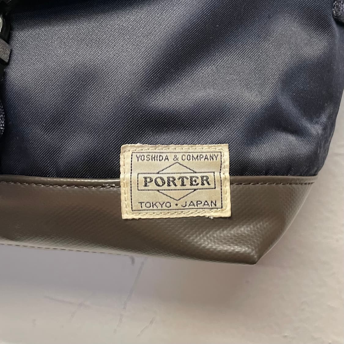 포터 X Sac's bar 네이비 나일론 크로스 백 상품이미지4