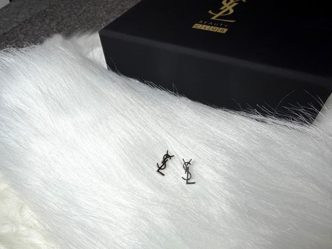 YSL 심플 미니 실버 이어링 상품이미지4