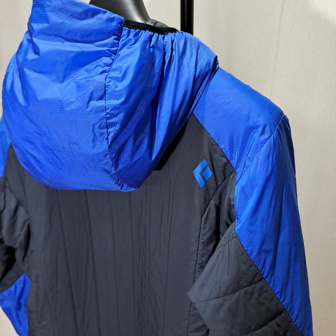 (택포) 블랙다이아몬드 비전 하이브리드 후디 L B669 상품이미지7