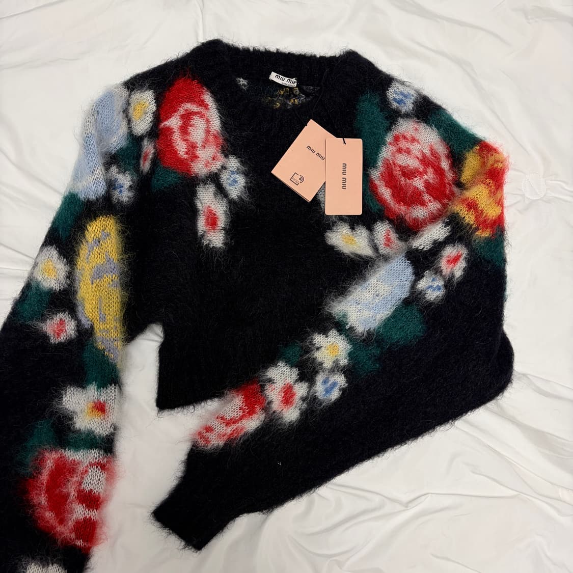 새상품 미우미우 플로럴 모헤어 크롭 니트 스웨터 상품이미지1