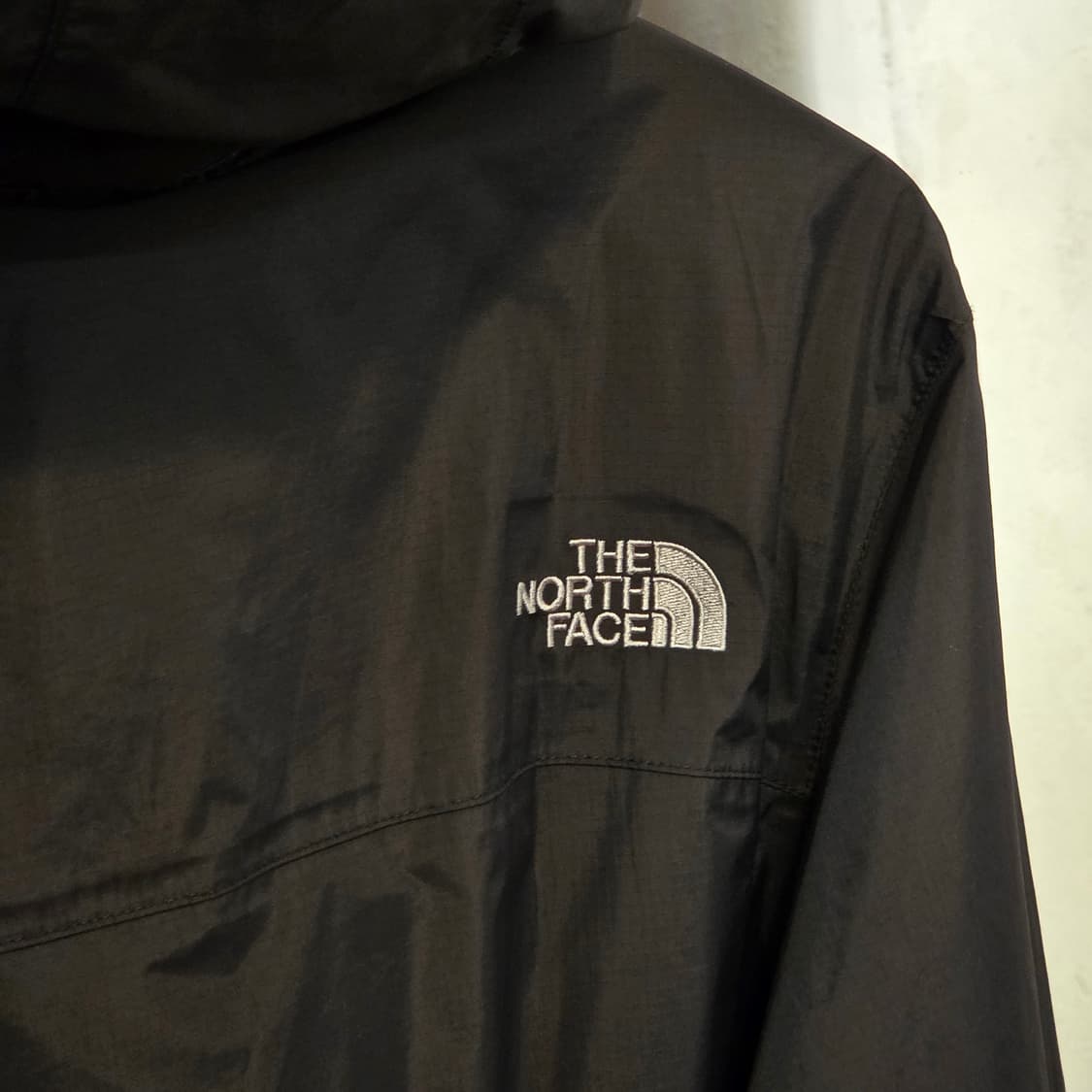 JPN 노스페이스 블랙 후드 바람막이 자켓 상품이미지6