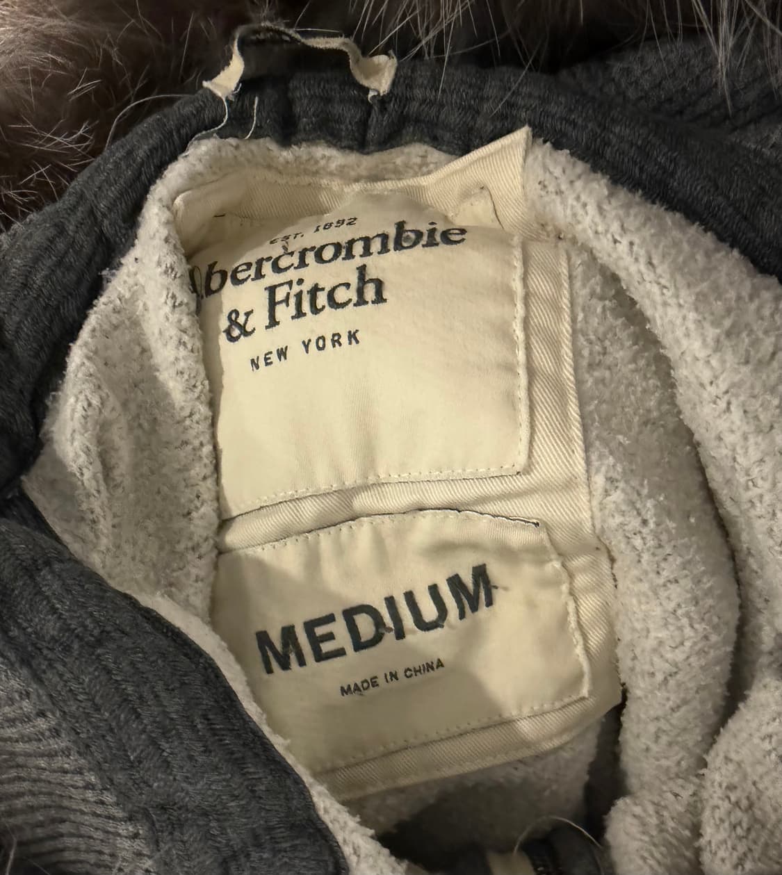 아베크롬비 빈티지 울프죠 퍼 후드집업 워시드 그레이 상품이미지5