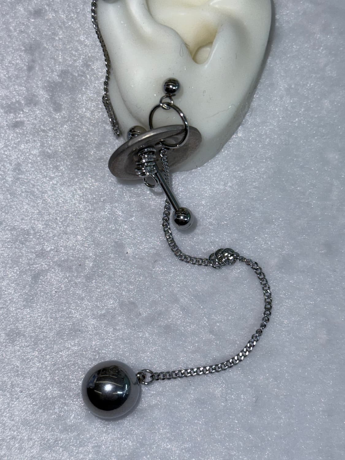 silver button earring by PJM 상품이미지1