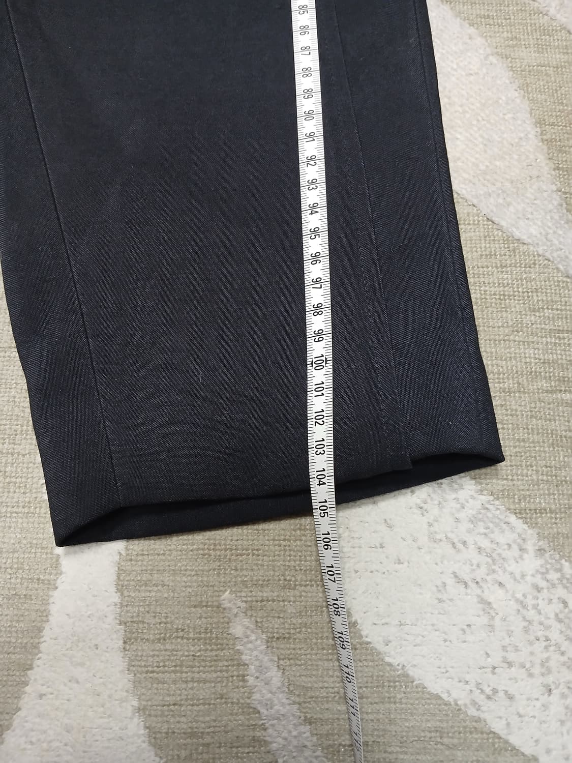 아모멘토 블랙 볼륨 실루엣 팬츠 상품이미지8