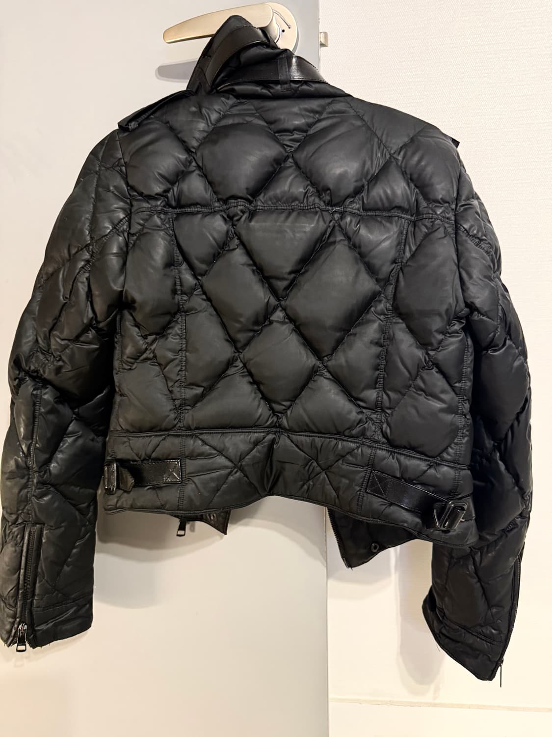 버버리 숏 패딩 상품이미지6