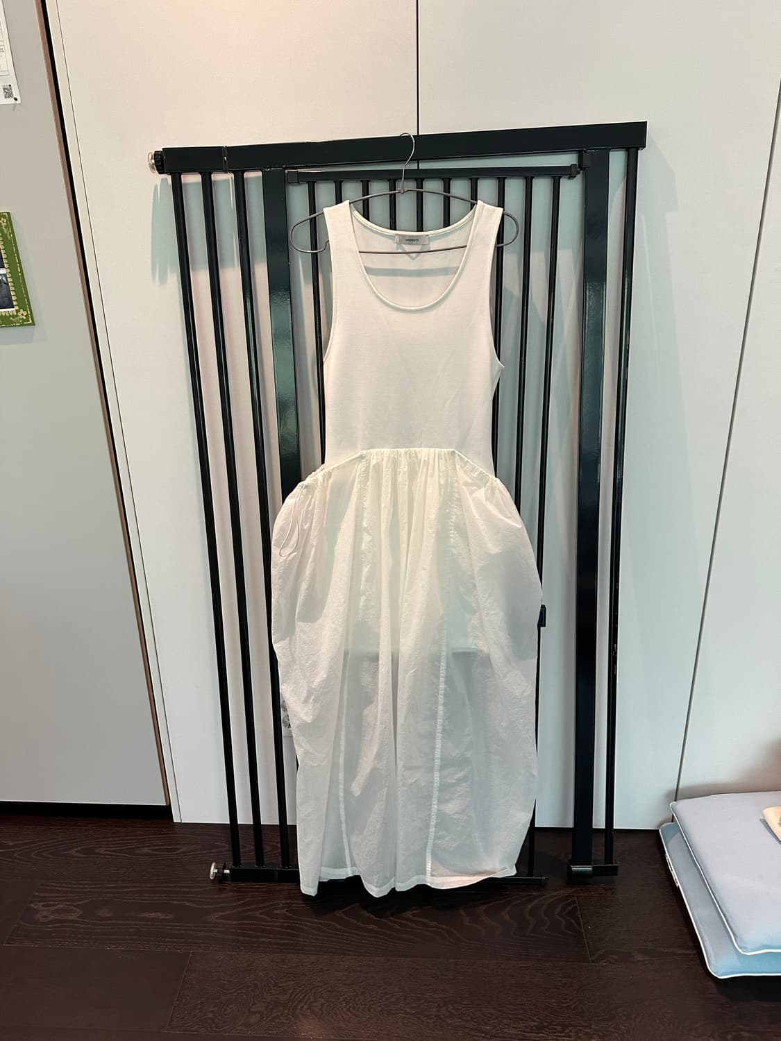 아모멘토 SHEER JERSEY DRESS 상품이미지1