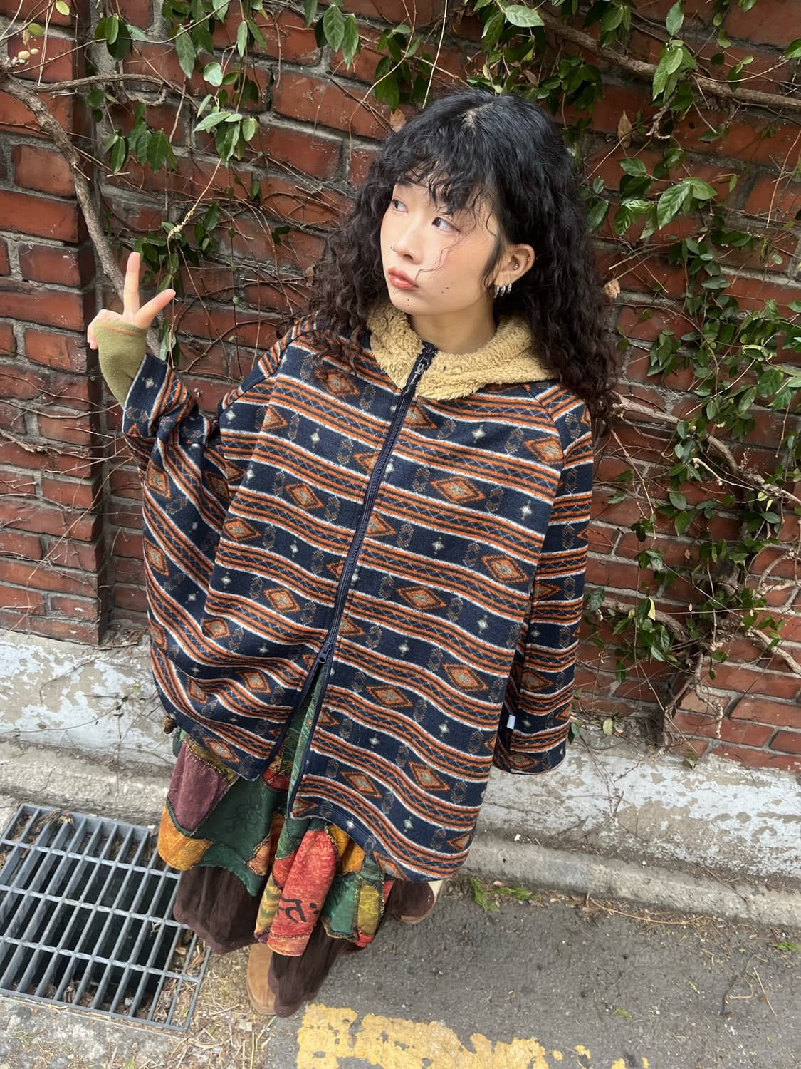 히피 에스닉 패턴 플리스 후드 집업 케이프 상품이미지1