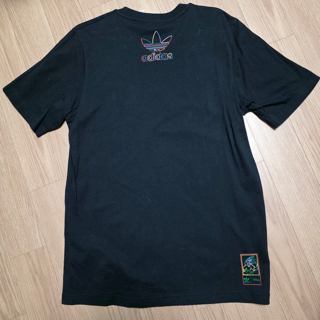 S) 아디다스 오리지널 디즈니 콜라보 네온 그래픽 구피 반팔 상품이미지3