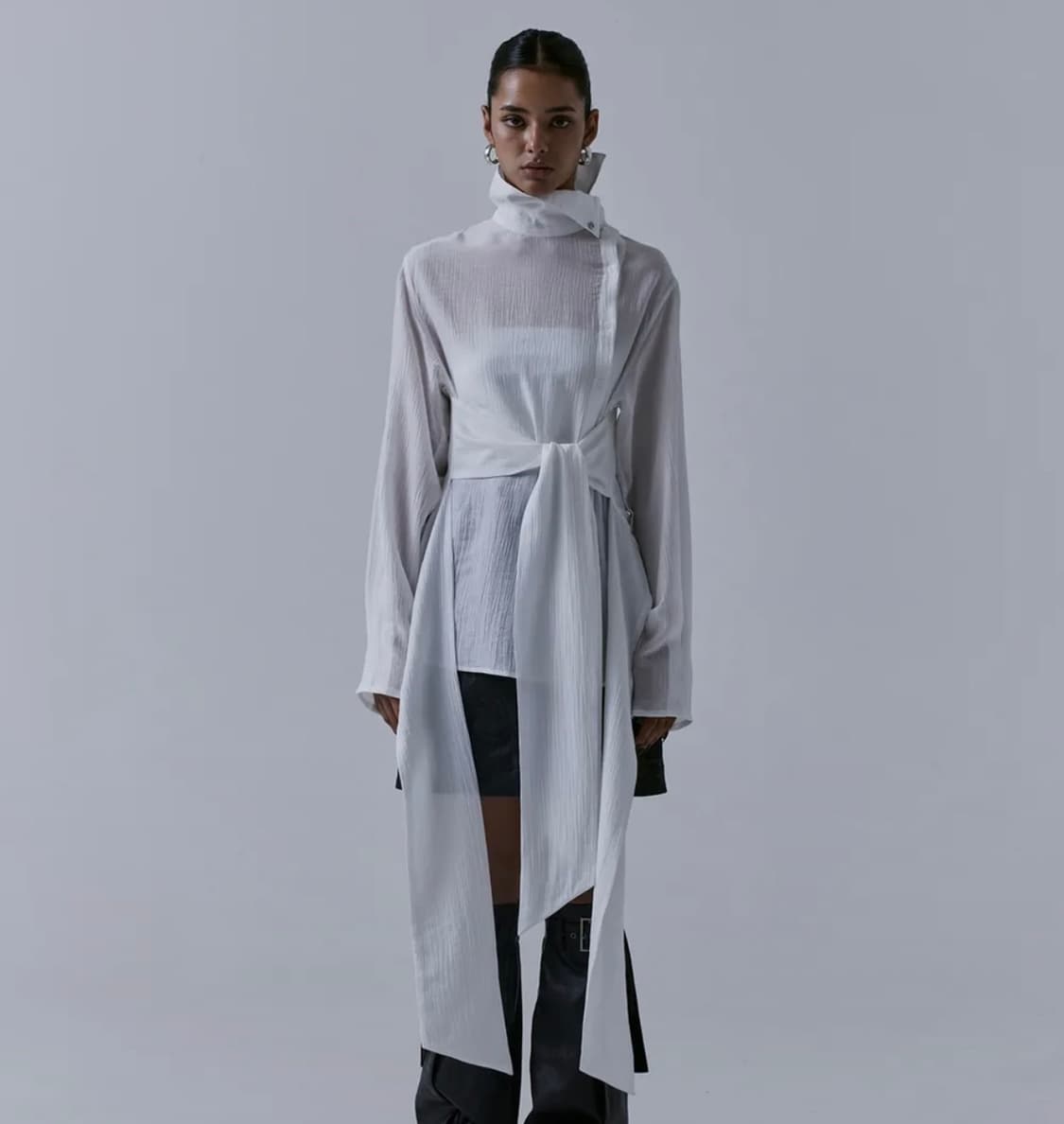 트리밍버드 3-way 하이넥 랩 블라우스 상품이미지2