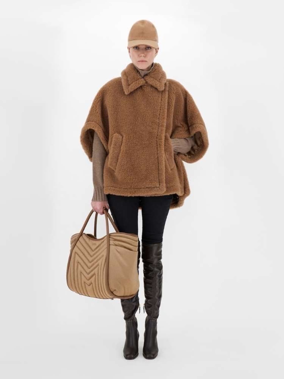 막스마라 테디베어 무스탕 케이프 코트 상품이미지9