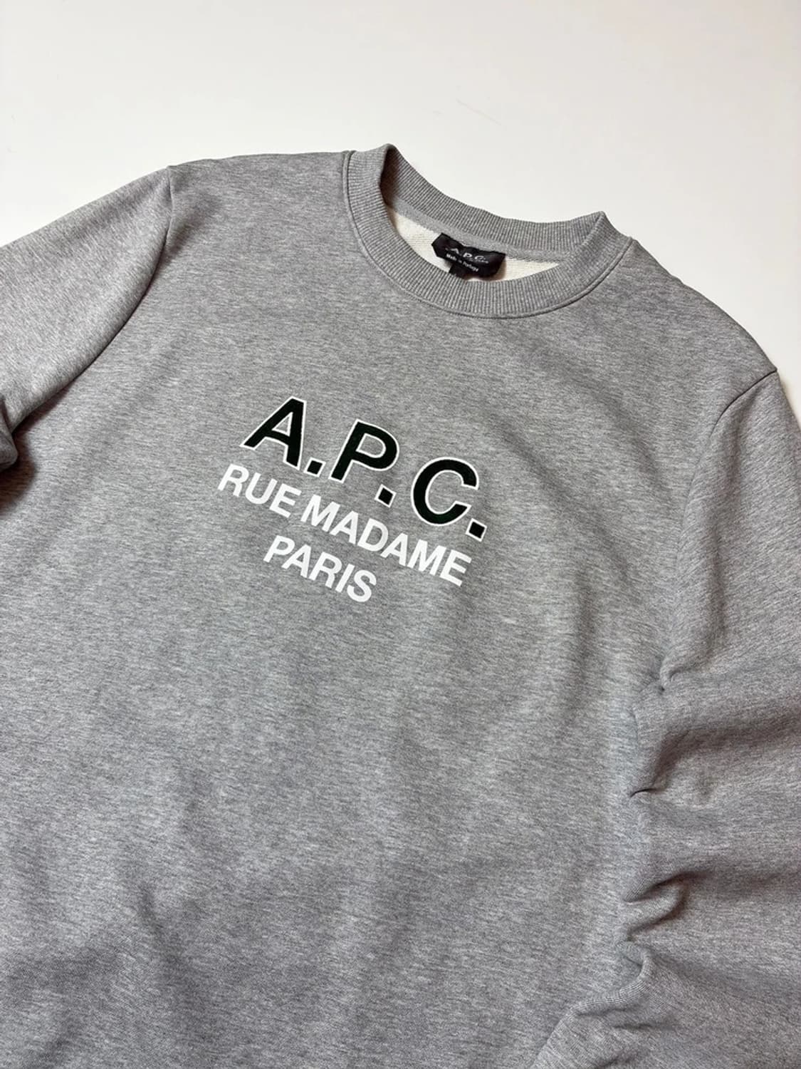 아페쎄 APC 로고 프린트 스웻 맨투맨 PN8401 상품이미지3