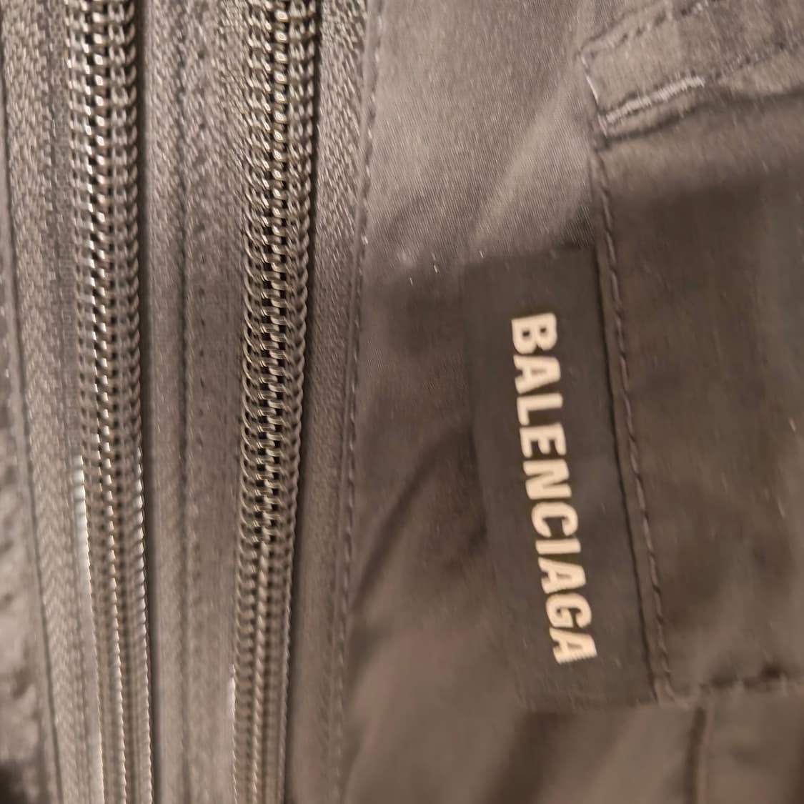 발렌시아가 테크니컬 유니티 자켓 48 상품이미지3